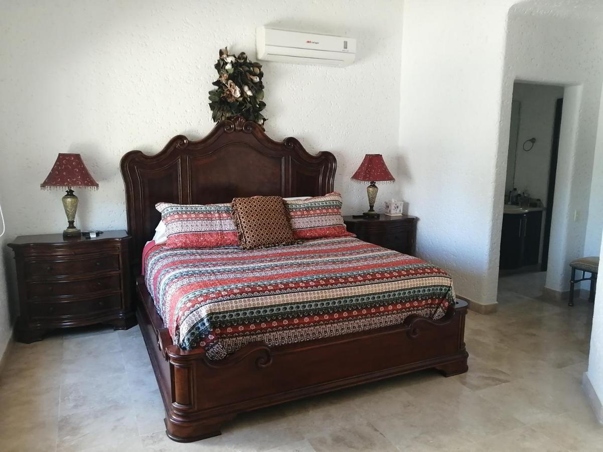 Casa Dahlia 2 Bed & Breakfast มาซาตลัน ภายนอก รูปภาพ