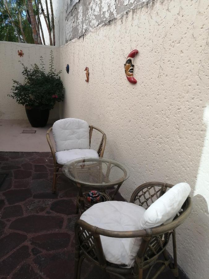 Casa Dahlia 2 Bed & Breakfast มาซาตลัน ภายนอก รูปภาพ